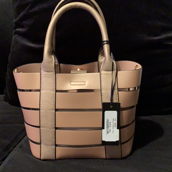 Handbag - Picture 3 of 4